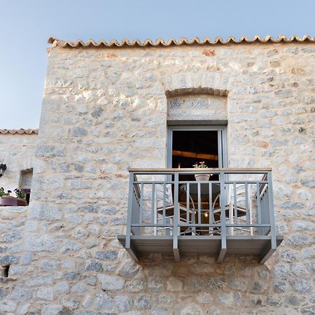Stenorougi Charias Kharia Exterior photo